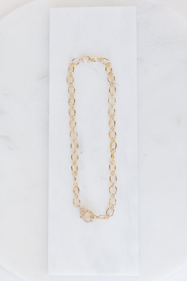 Round Chain Link Necklace w  Pave Diamond Clasp (y10432b) For Sale