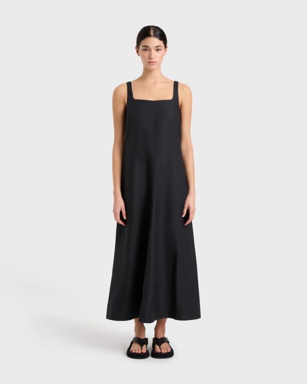 Delphi Flared Maxi Dress in Black For Cheap