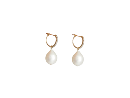 Teardrop Huggies in Yellow Gold Pearl on Sale